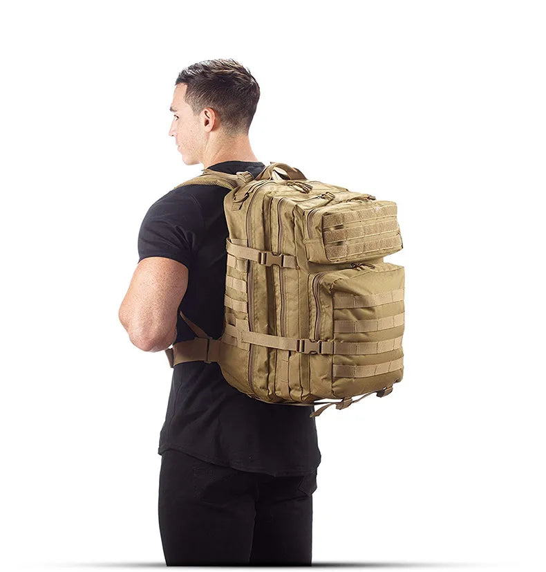 50L Taktischer Rucksack Herren Reiserucksack mit großer Kapazität Herren Wasserdichte Outdoor-Sport-Multifunktionstaschen